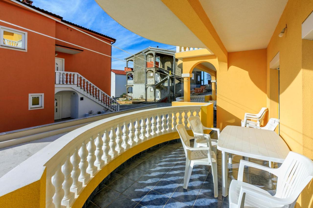 Apartments Kulas โนวีวีโนดอลสกี ภายนอก รูปภาพ